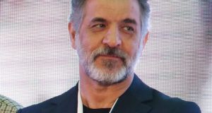 بیوگرافی و عکس های بهشاد شریفیان بازیگر نقش صمد در سریال دلدادگان