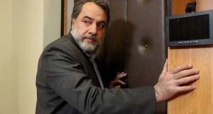 بیوگرافی و عکسهای فرهاد قائمیان بازیگر و همسرش