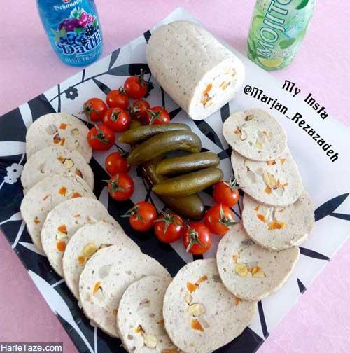 طرز تهیه کالباس مرغ و قارچ خانگی فوق العاده خوشمزه