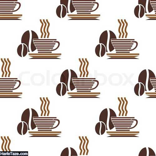 پس زمینه دانه های قهوه و فنجان