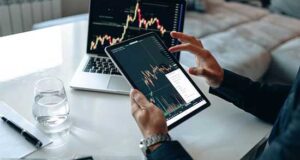 ۷ تکنیک برای افزایش فروش با جلب اعتماد مشتریان