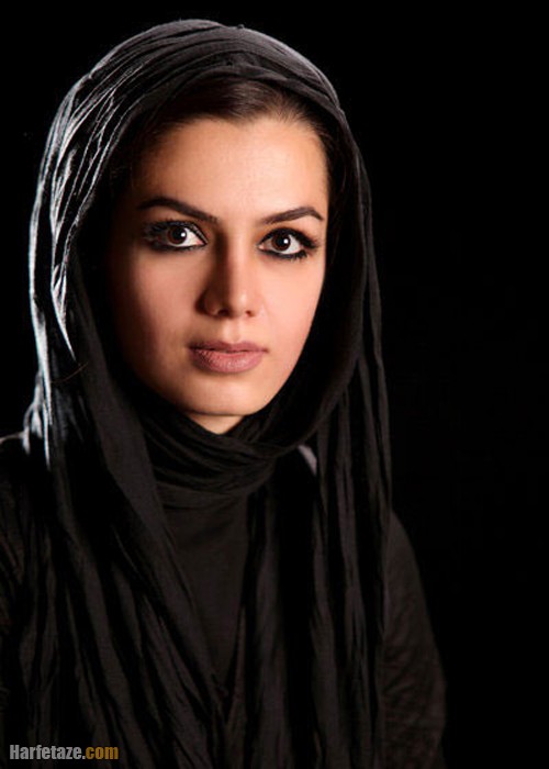 آثار و اشعار مونا برزویی