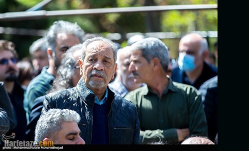 عکس و فیلم مراسم تشییع جنازه و خاکسپاری کیومرث پوراحمد کامل ببینید