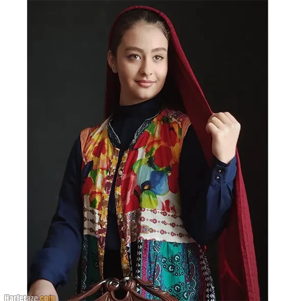 بیوگرافی حنانه آجرلو بازیگر نقش نرگس در سریال در و تخته 