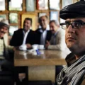 اسامی و بیوگرافی بازیگران فیلم بازجویی در کافه تهران + نقش ها و خلاصه داستان فیلم