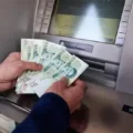 تمامی خدمات بانکی پولی شد؛ از مشاهده موجودی تا برداشت وجه از خودپردازها