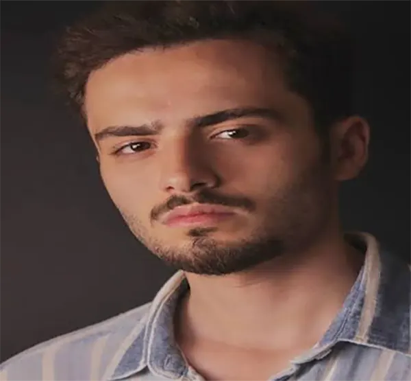 زندگینامه و بیوگرافی آرین محمودی| بازیگر نقش بامداد در سریال اکسیر