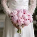 ست گل و کیک بله‌برون؛ چه چیزهایی را قبل از سفارش هماهنگ کنیم؟
