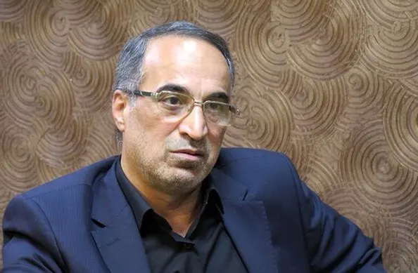 بیوگرافی امیررضا واعظ آشتیانی مدیرعامل سابق استقلال 1 بیوگرافی امیررضا واعظ آشتیانی مدیرعامل سابق استقلال