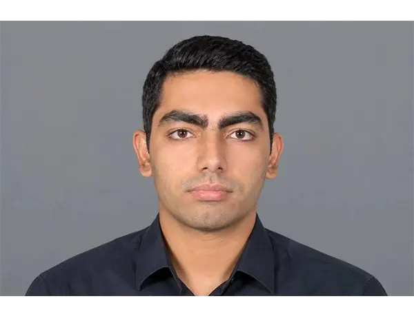 بیوگرافی اشکان کریمی رتبه 1 کنکور ریاضی 1405 +عکس و مصاحبه 2 اشکان کریمی رتبه 1 کنکور ریاضی 1405