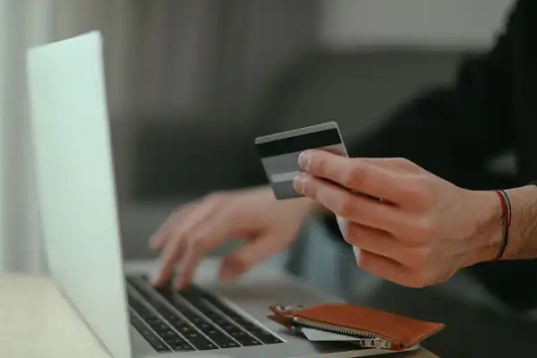 بررسی موجودی بن کارت بانکی